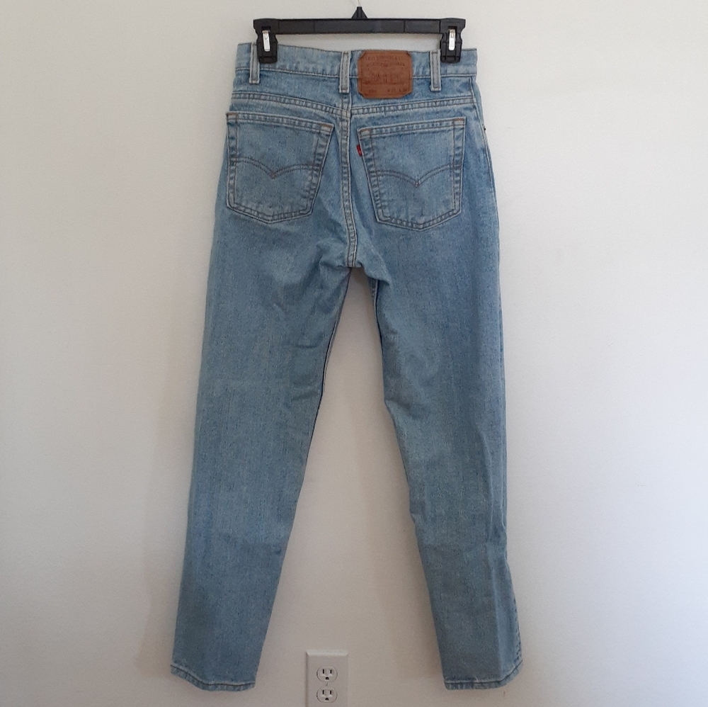 •Levi's• Vintage 550 Light Wash Blank Red Tab